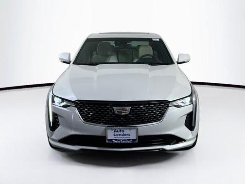 2022 Cadillac CT4 Luxury