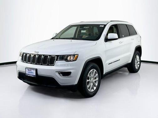 2022 Jeep Grand Cherokee Laredo