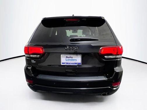 2022 Jeep Grand Cherokee Laredo