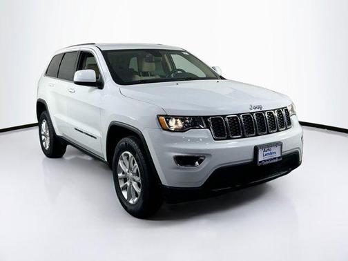 2022 Jeep Grand Cherokee Laredo