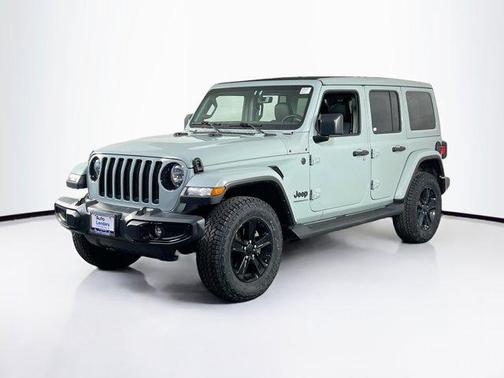 2023 Jeep Wrangler 4-Door Sahara Altitude 4x4