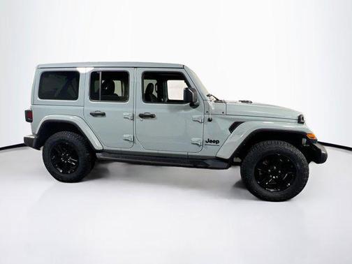 2023 Jeep Wrangler 4-Door Sahara Altitude 4x4