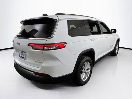 2021 Jeep Grand Cherokee L Laredo