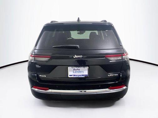 Diamond Black Crystal Pearlcoat 2023 Jeep Grand Cherokee Limited