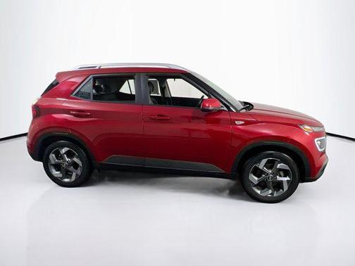 2022 Hyundai VENUE Limited