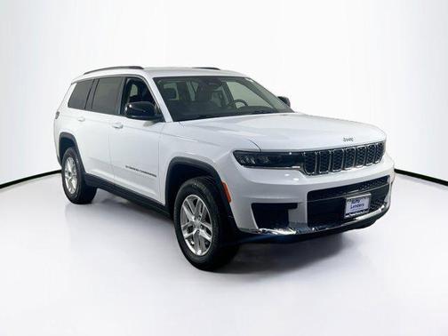 Bright White Clearcoat 2023 Jeep Grand Cherokee L Laredo