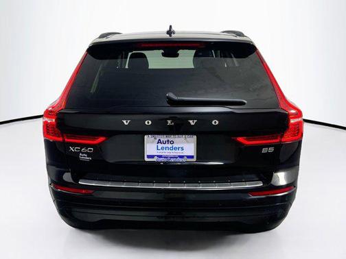 2023 Volvo XC60 B5 Core