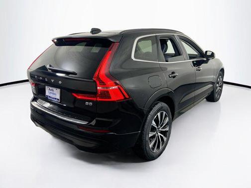 2023 Volvo XC60 B5 Core