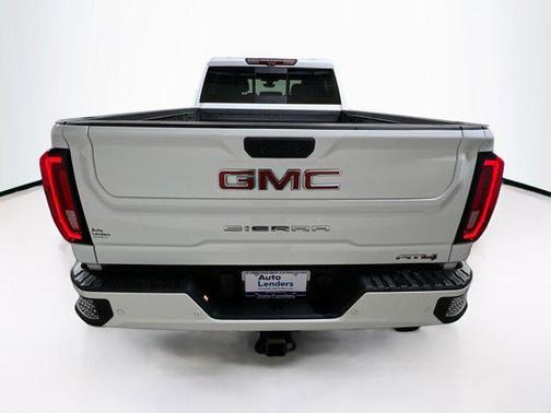 2022 GMC Sierra 2500 AT4
