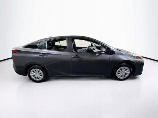 2019 Toyota Prius LE