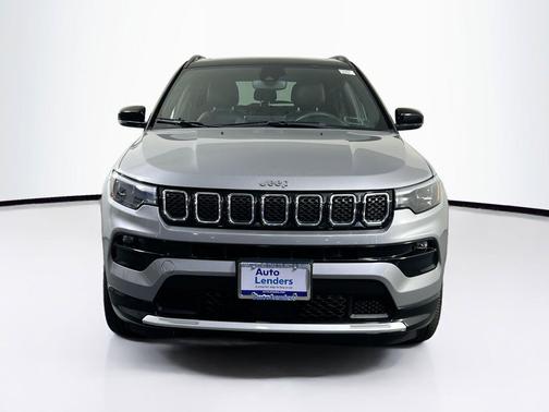 Billet Silver Metallic Clearcoat 2023 Jeep Compass Limited