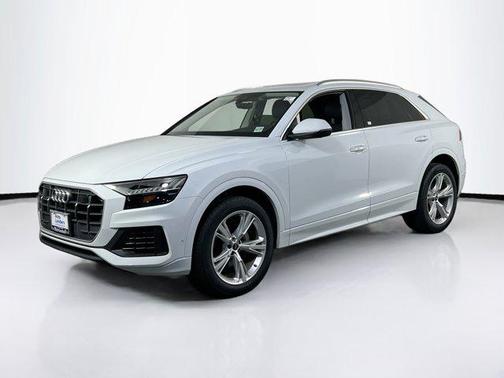 2023 Audi Q8 55 Premium Plus