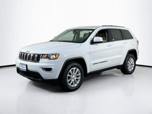 2022 Jeep Grand Cherokee Laredo