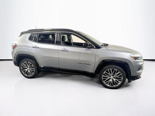 Billet Silver Metallic Clearcoat 2022 Jeep Compass Limited