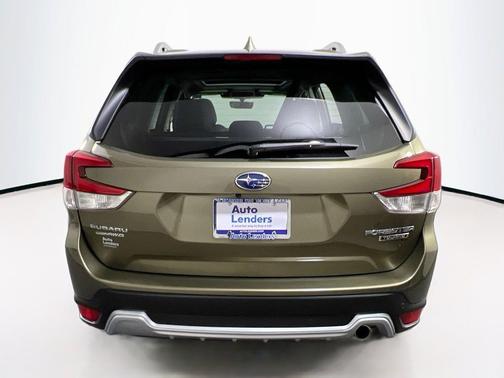 Autumn Green Metallic 2022 Subaru Forester Touring