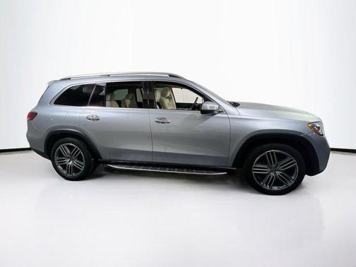 2024 Mercedes-Benz GLS 450 4MATIC