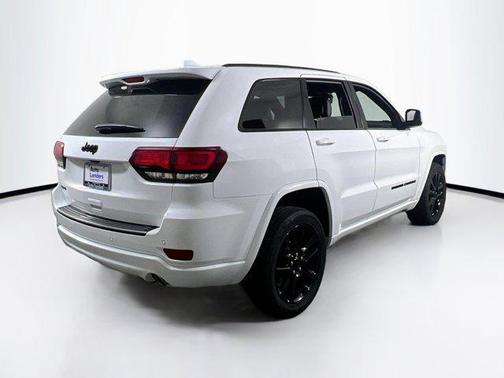 2022 Jeep Grand Cherokee Laredo