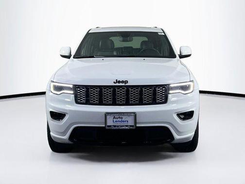 2022 Jeep Grand Cherokee Laredo