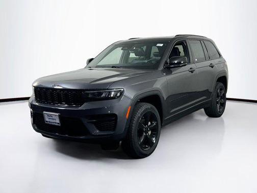 2022 Jeep Grand Cherokee Altitude