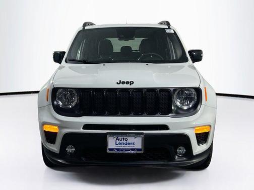 Alpine White Clearcoat 2022 Jeep Renegade Altitude