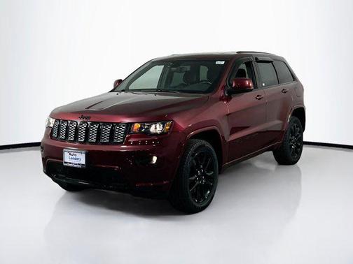 2022 Jeep Grand Cherokee Laredo