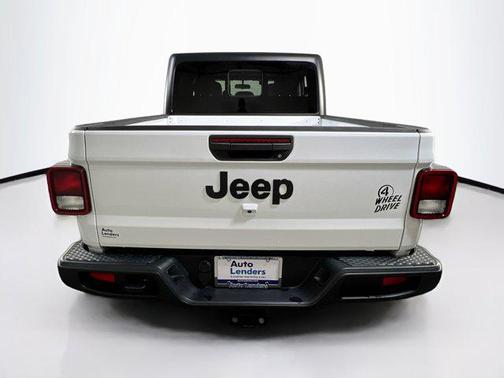 2022 Jeep Gladiator Willys 4x4