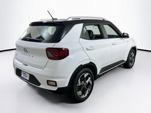 2023 Hyundai VENUE Limited