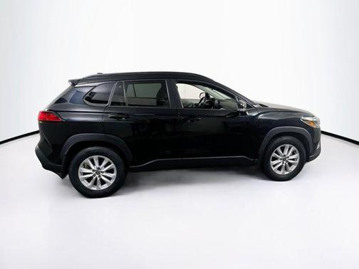 Black 2022 Toyota Corolla Cross LE