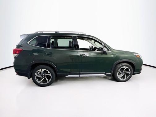 Cascade Green Silica 2023 Subaru Forester Touring