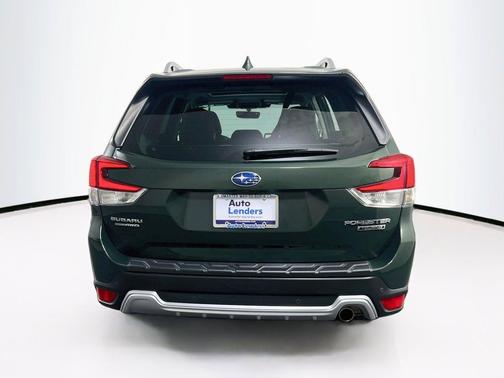 Cascade Green Silica 2023 Subaru Forester Touring