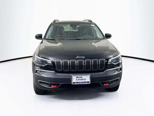 Diamond Black Crystal Pearlcoat 2022 Jeep Cherokee Trailhawk