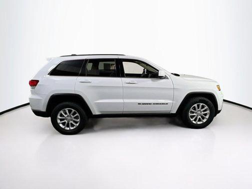 2022 Jeep Grand Cherokee Laredo