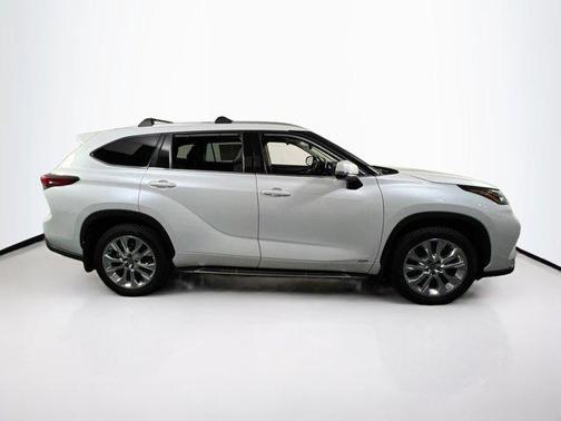 2023 Toyota Highlander Hybrid Limited