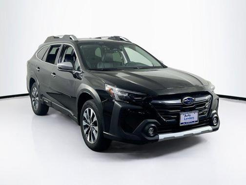 Crystal Black Silica 2023 Subaru Outback Touring