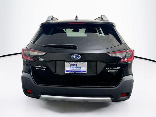 Crystal Black Silica 2023 Subaru Outback Touring