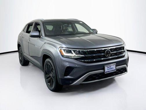 2022 Volkswagen Atlas Cross Sport 2.0T SE w/Technology 4MOTION