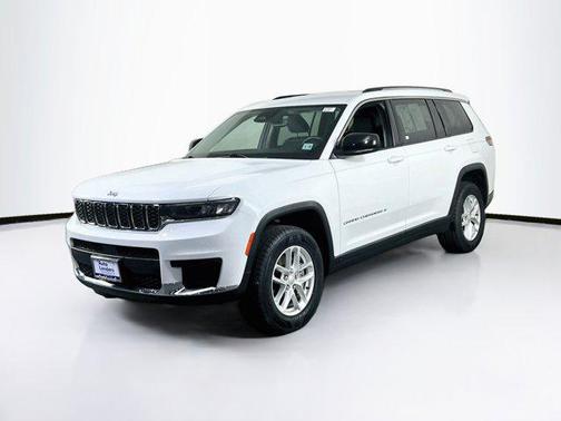 Bright White Clearcoat 2023 Jeep Grand Cherokee L Laredo
