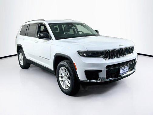 Bright White Clearcoat 2023 Jeep Grand Cherokee L Laredo