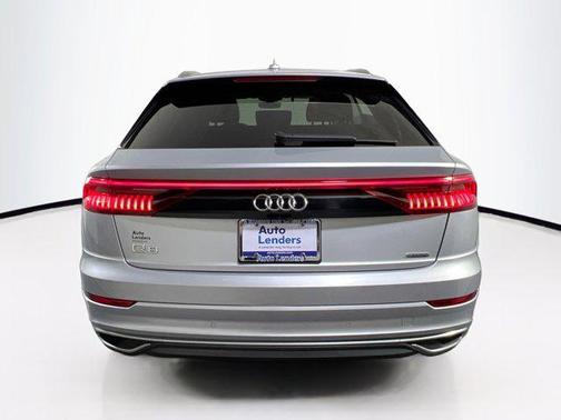 2022 Audi Q8 55 Premium
