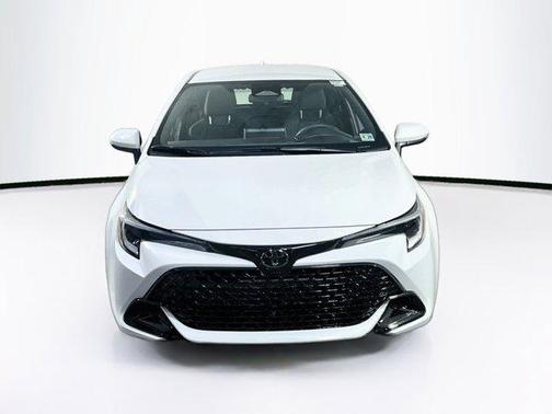 Ice Cap 2024 Toyota Corolla SE