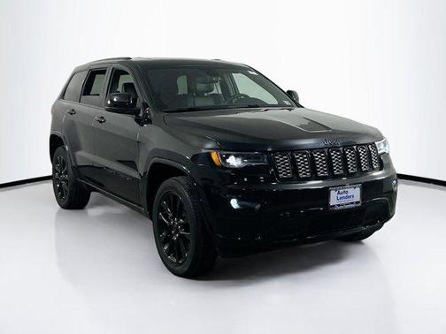 2022 Jeep Grand Cherokee Laredo