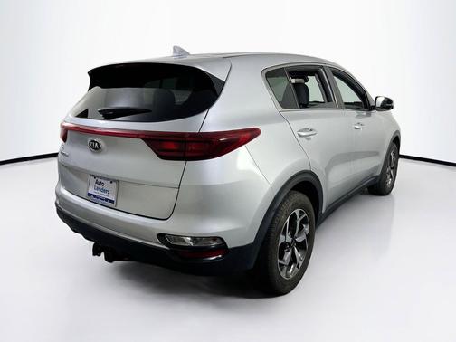 Sparkling Silver 2020 Kia Sportage LX