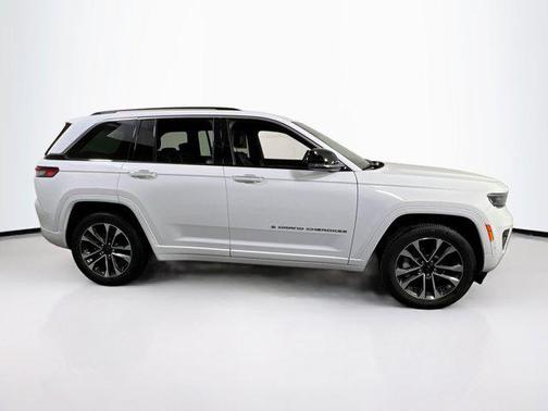 2023 Jeep Grand Cherokee Overland
