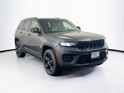 2022 Jeep Grand Cherokee Altitude
