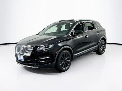 Infinite Black Metallic 2019 Lincoln MKC Reserve
