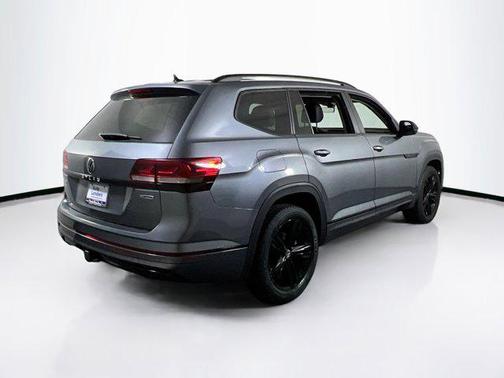 2022 Volkswagen Atlas 3.6L SEL