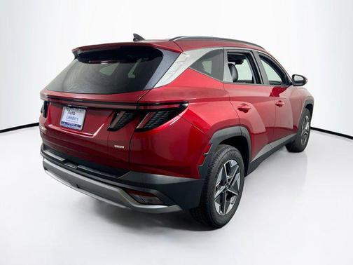 Ultimate Red 2025 Hyundai TUCSON SEL Convenience