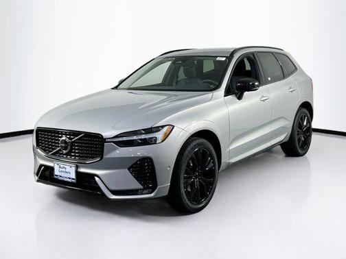 2023 Volvo XC60 B5 Plus Dark Theme