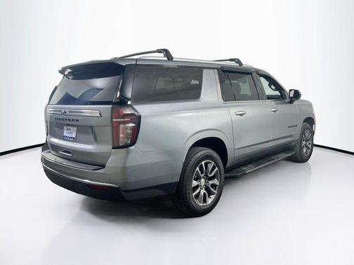 2023 Chevrolet Suburban LS