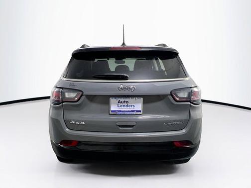 Sting-Gray Clearcoat 2022 Jeep Compass Limited